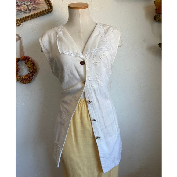 Vintage Tops - Vintage Patchwork Crochet Tunic Vest size XL